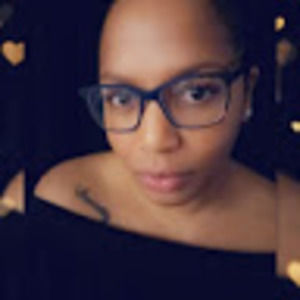 Meet your Posher, Delisha